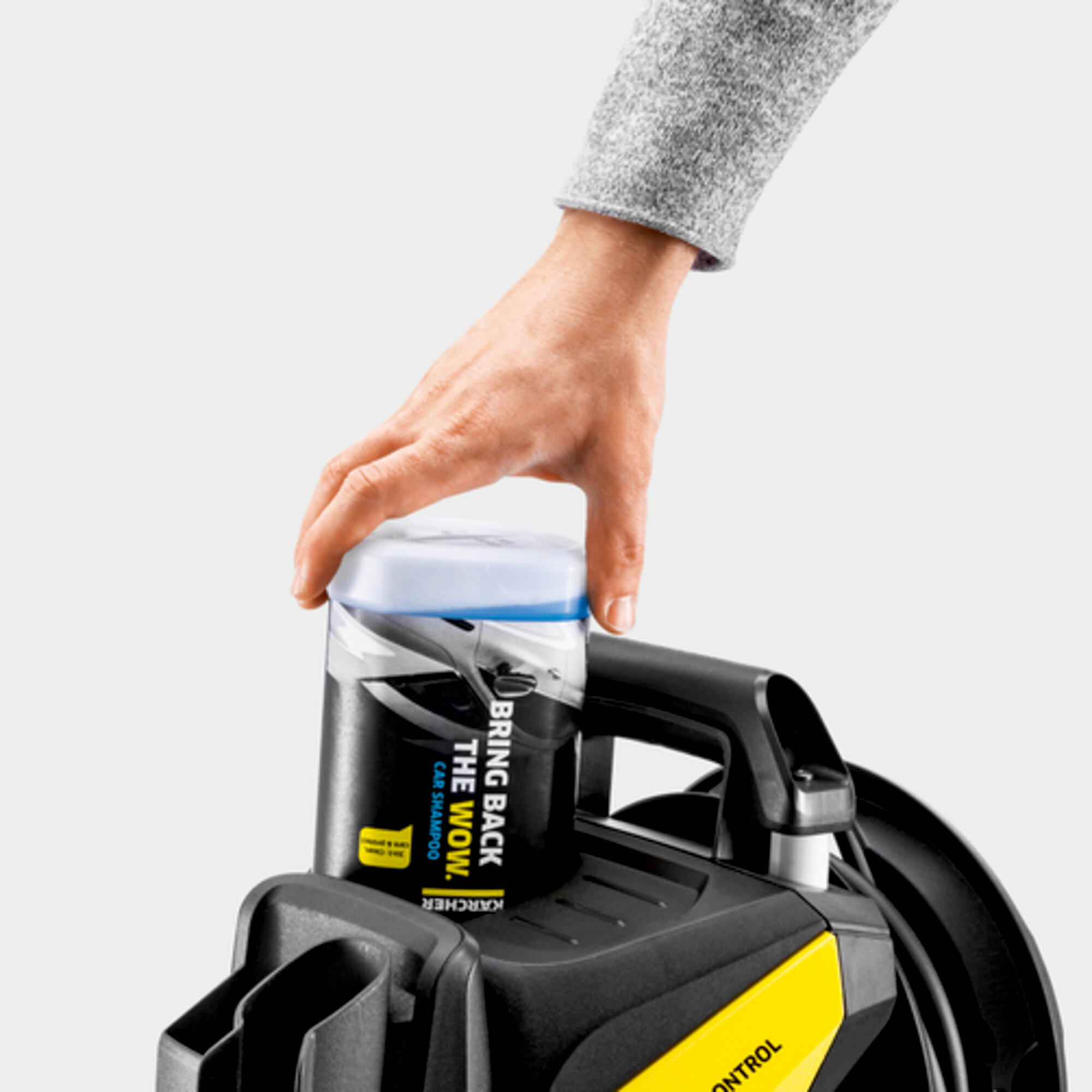 Pressure washer K 7 Power Flex Home: Plug 'n' Clean &ndash; the K&auml;rcher detergent system